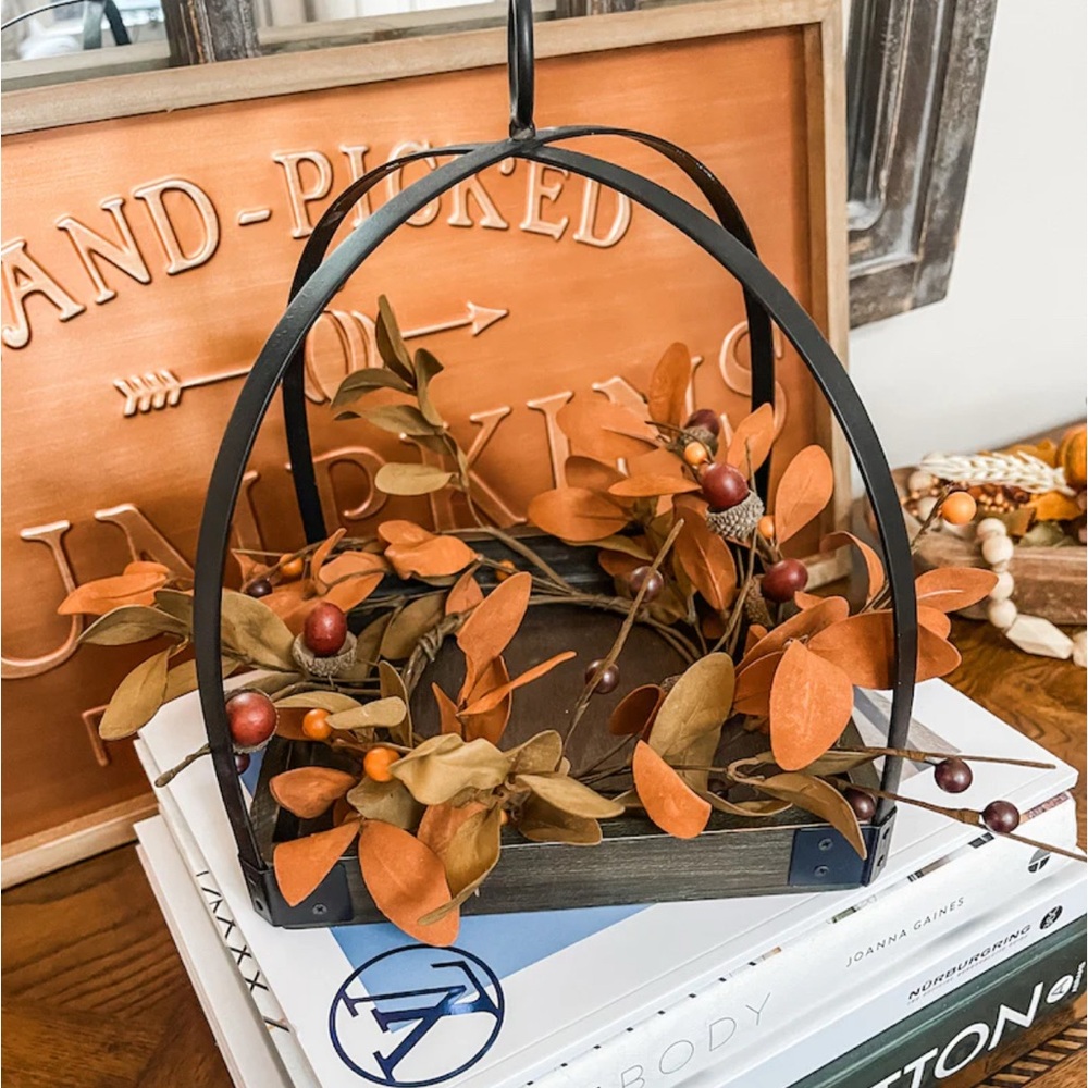 Rustic Lantern with acorn & leaf floral ring decor